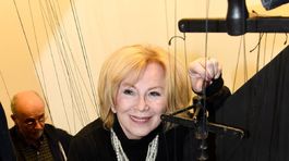 Hlas Lízy zo Simpsonovcov či Máničky doznel, herečka Štáchová zomrela