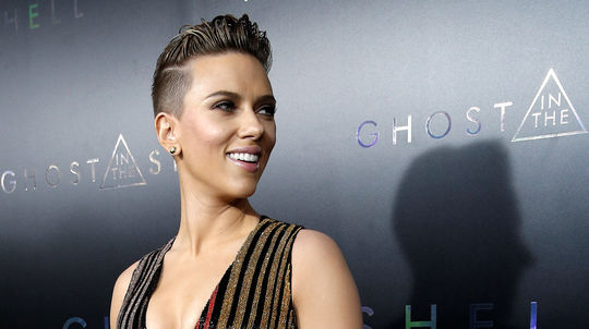 Herečka Scarlett Johansson na filmovej premiére...