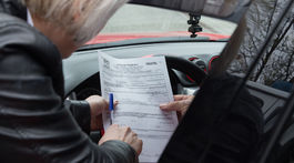 Daňové priznanie možno v Bratislave podať z auta