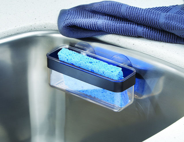 Plastová nádobka, vďaka ktorej sa vám hubka na...