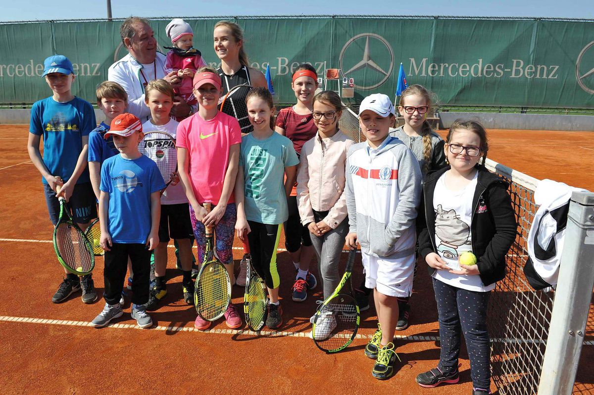 Elina Svitolinová s mladými nádejami TC Empire...