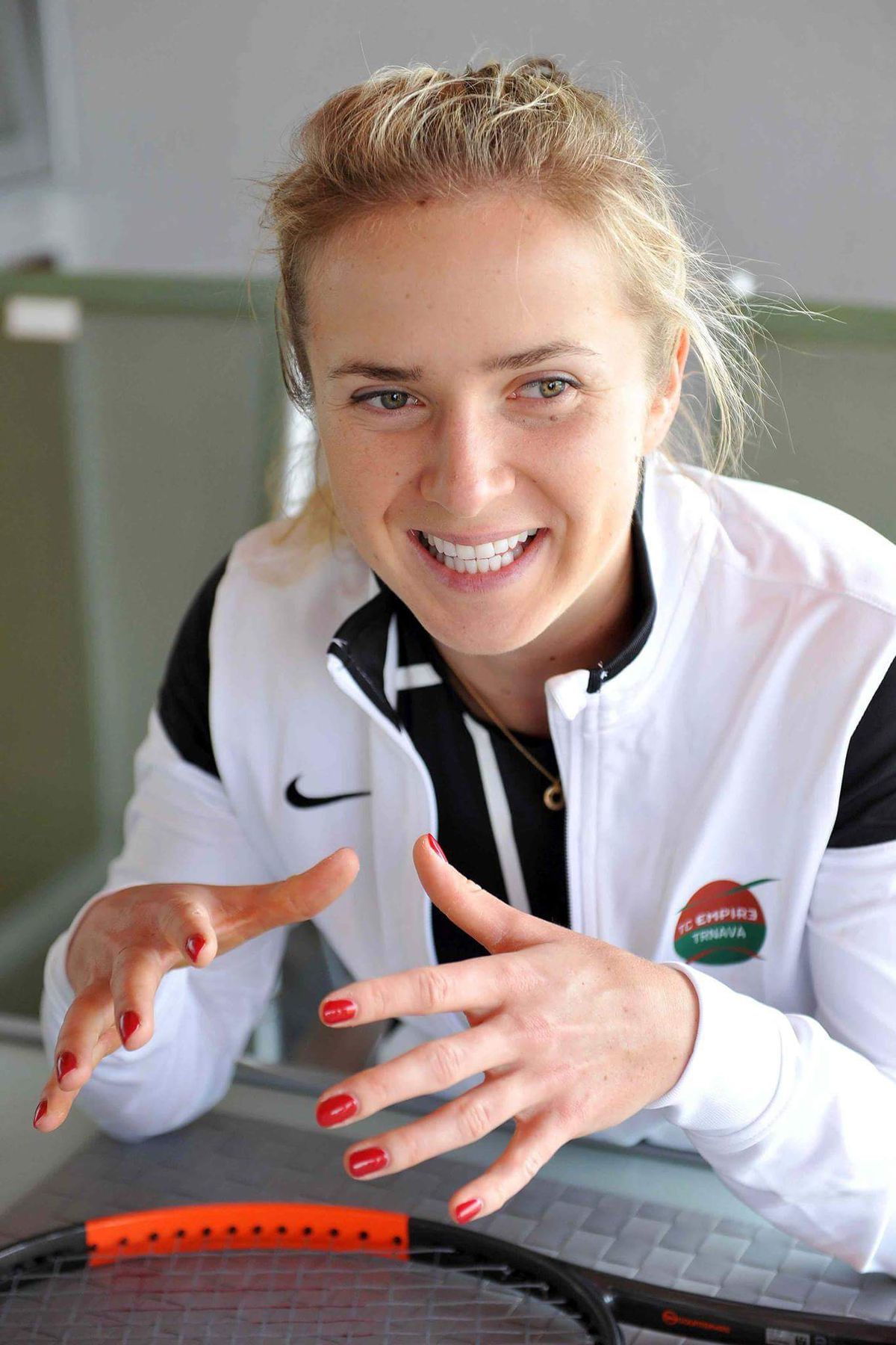 Ukrajinská členka medzinárodnej Empire Tennis...