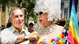 Zomrel Gilbert Baker, autor dúhovej vlajky hnutia LGBTI