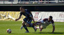 Slovan tesne zvíťazil v Podbrezovej, uspeli aj Trenčín a Senica