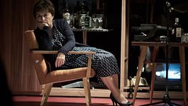 Recenzia: Ako agenti prezliekli saká a dnes riadia krajinu