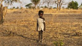 Pre hladomor môže vo východnej Afrike zomrieť viac ako 800-tisíc detí