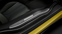 BMW i8 Protonic Frozen Yellow - 2017