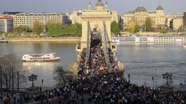 Orbán sa ulice nezľakol