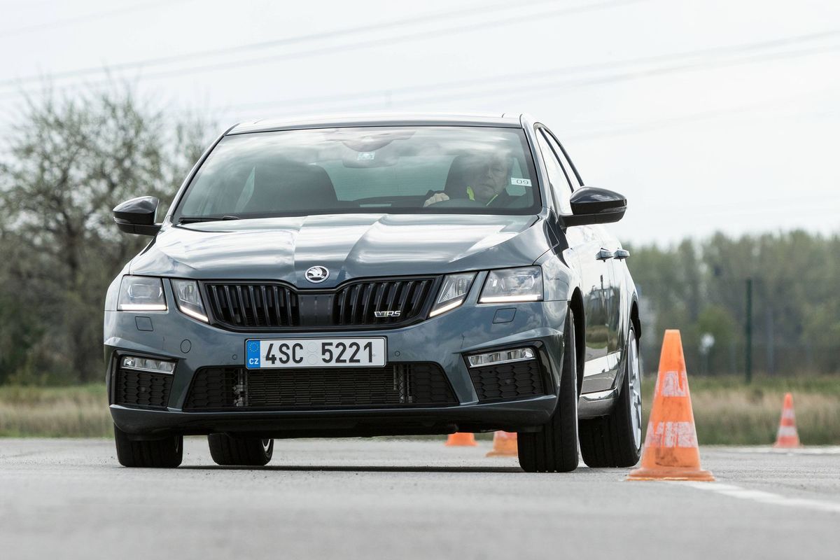 Škoda octavia rs характеристики. Skoda Octavia RS 2021. Шкода RS 2021. Skoda Octavia RS 2017.