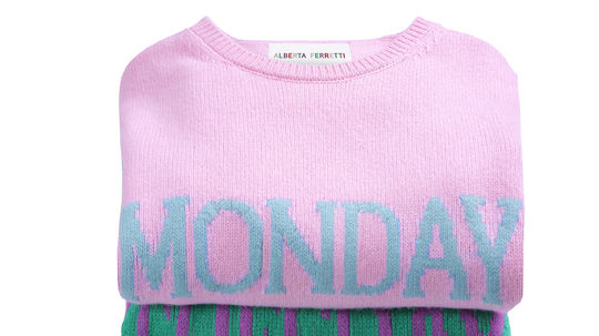 Séria kašmírových svetrov značky Alberta...