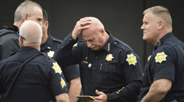 Afroameričan zastrelil v Kalifornii troch belochov