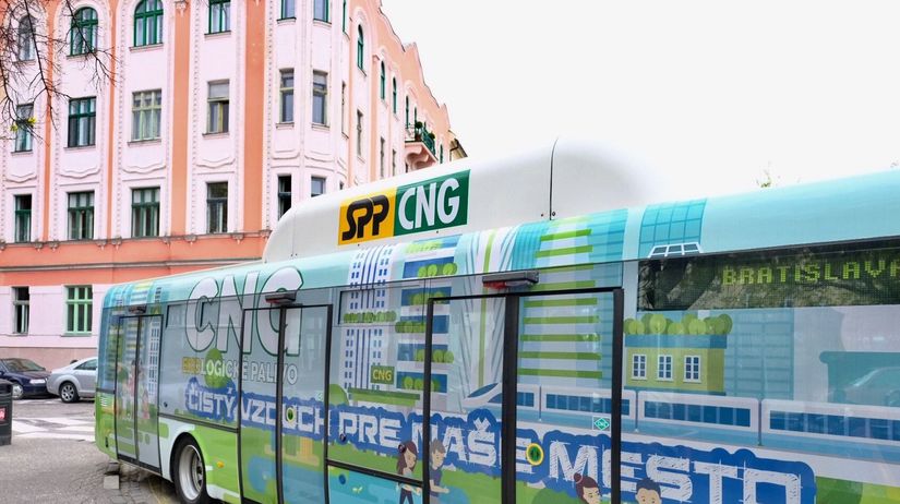 Nízkopodlažný autobus SOR NBG 12 bude počas...