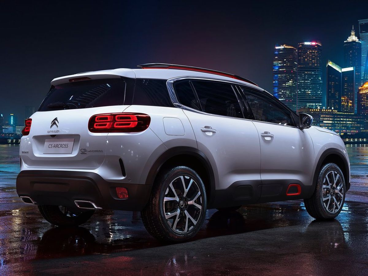 Na dĺžku má C5 Aircross 4 500 mm, čím stojí...