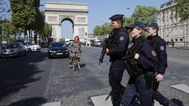 Francúzska volebná ruleta sa roztáča