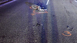 Pri Dolnej Strede jazdil cyklista po rýchlostnej ceste, zrazilo ho auto