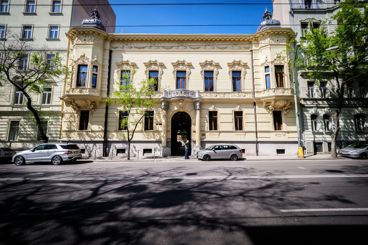 Pohľad na budovu Pisztoryho paláca.
