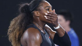 Tehotná Serena sa vrátila na trón, Cibulková je stále 4.