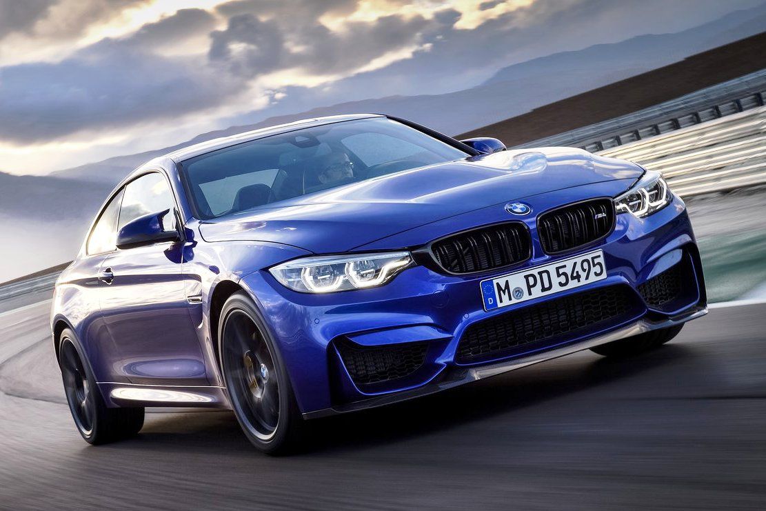 BMW M4 CS dáva svoj dravý potenciál najavo...