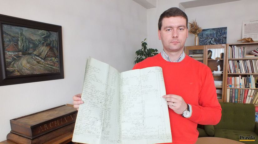 Šéf trenčianskeho štátneho archívu Peter...