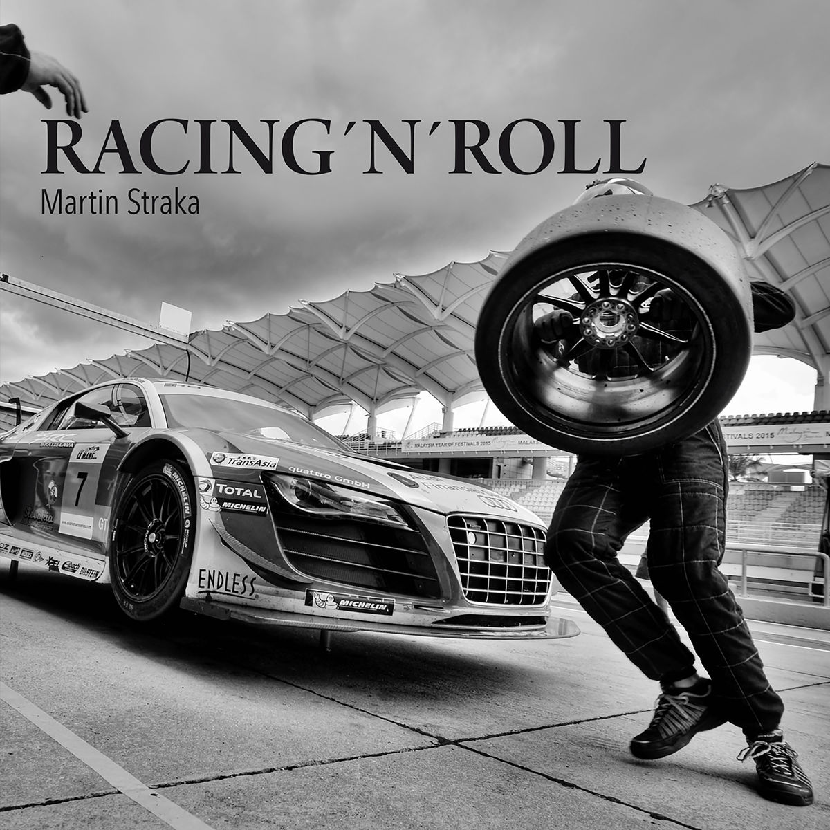 Kniha Racing'n'Roll vyšla vo...