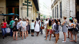 Na Kube si budú uťahovať opasky, problémy im robí Venezuela