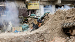 Svedkovia nepotvrdili verziu armády USA o útoku v Mosule, pri ktorom zomrelo 105 ľudí