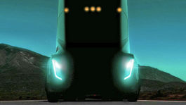 Tesla: Elektrický ťahač už v novembri. Bude to 'beštia'