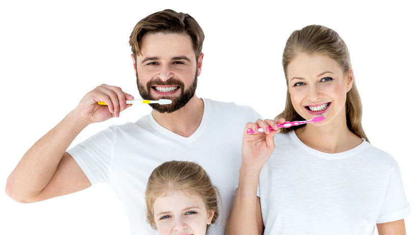 rodina, umývanie zubov