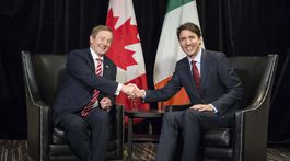 Kanadský premiér miluje Hviezdne vojny! Pozrite sa na tie ponožky