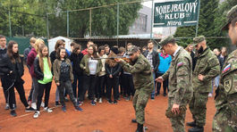 Radikáli učili deti strieľať