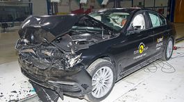 Euro NCAP - BMW 5
