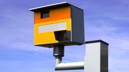 Koľko zarobia policajné radary v Británii?  Milióny! Toto je 10 naj