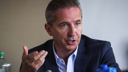 Tri minúty s kandidátom na primátora Bratislavy: Odpovedá Václav Mika