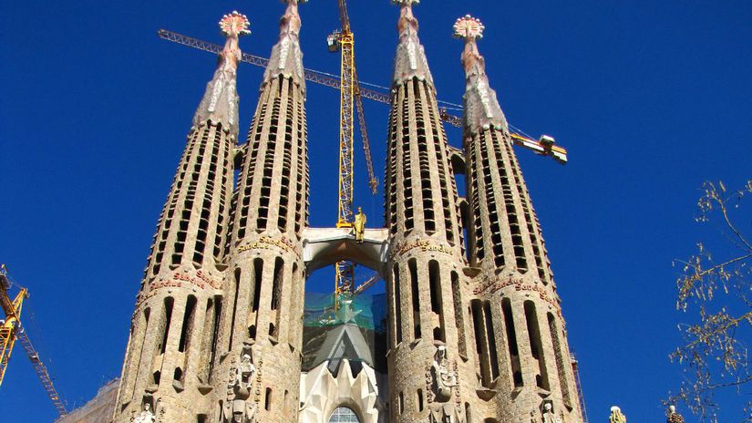 Sagrada Familia sa stále dokončuje.