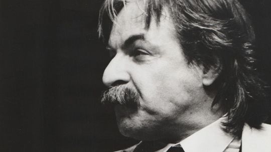 V divadelnom predstavení Obchod na korze, kde...