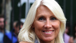 Emmanuel Macron má tím do parlamentnej volebnej arény