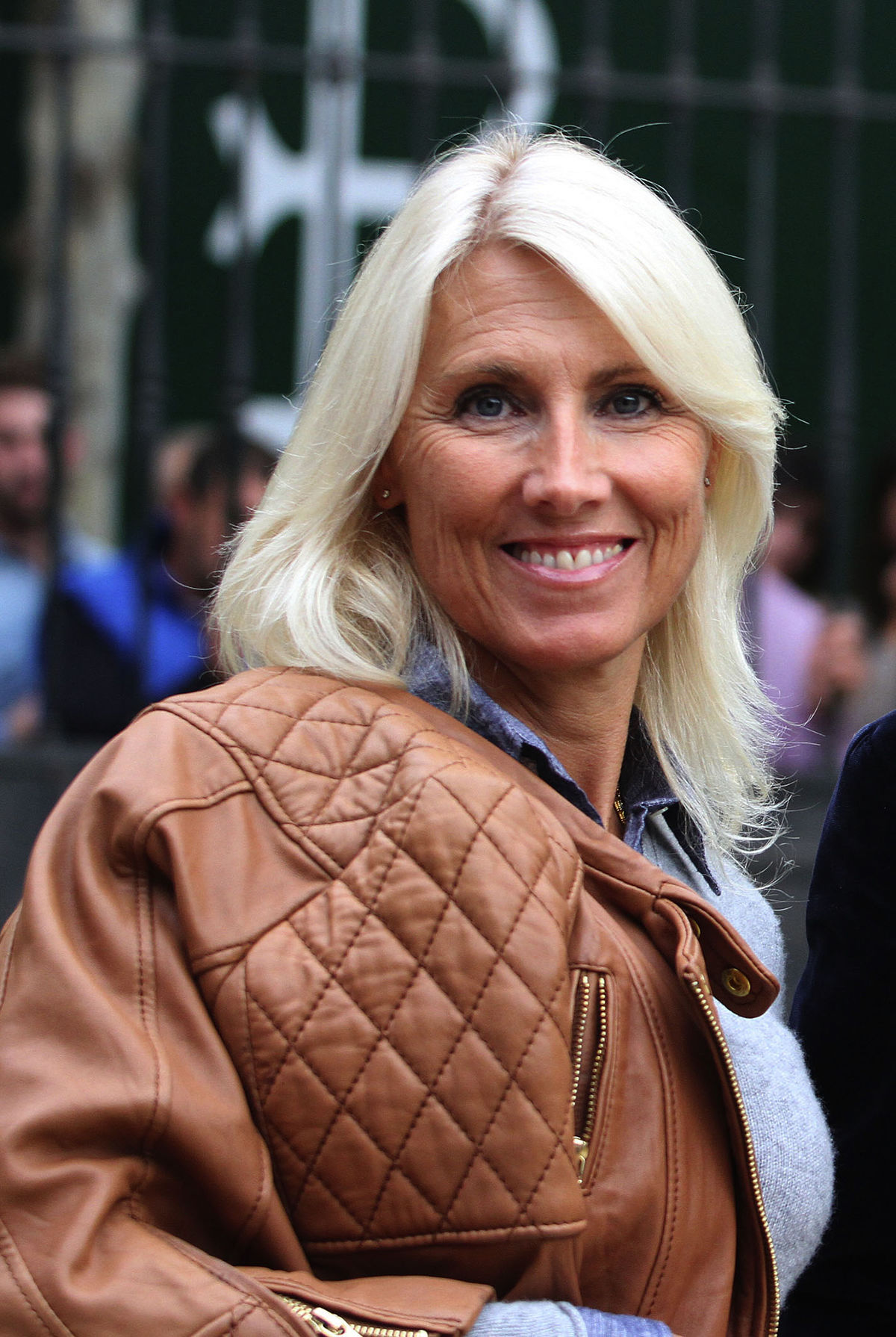 Vo volebnej aréne stojí proti krajnej pravici...