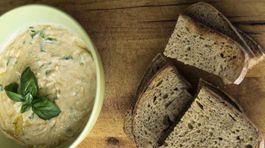 Variácie na bryndzovú nátierku