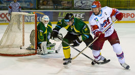 Stümpel si predĺži bohatú kariéru. Žiaru má pomôcť k veľkému návratu