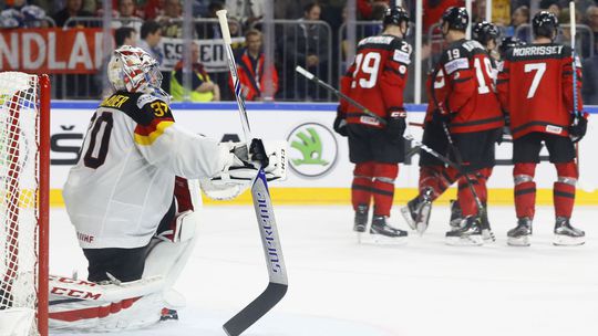 Philipp Grubauer, Jeff Skinner