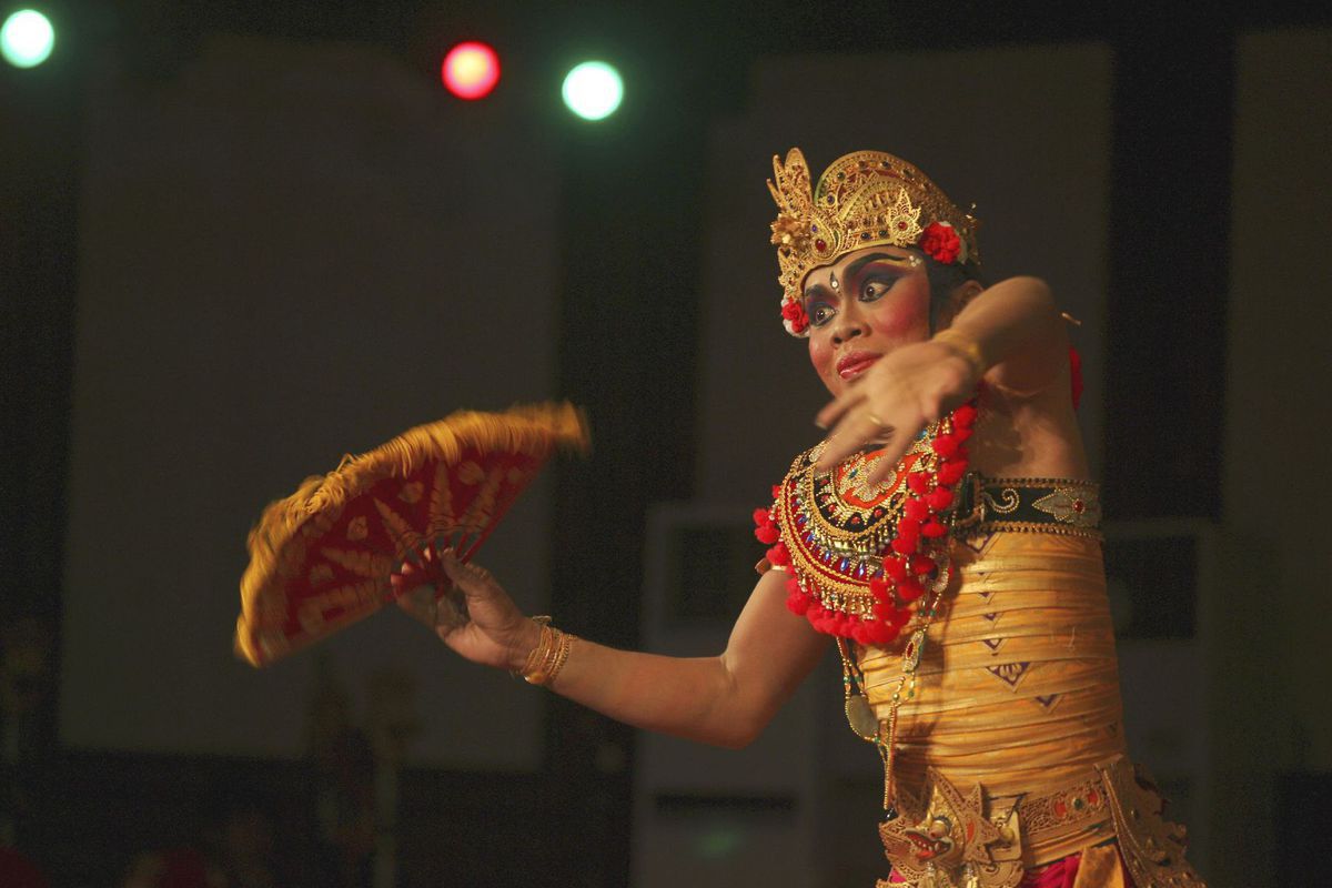 Indonézia, tanec, tanečnica, Bali, vejár