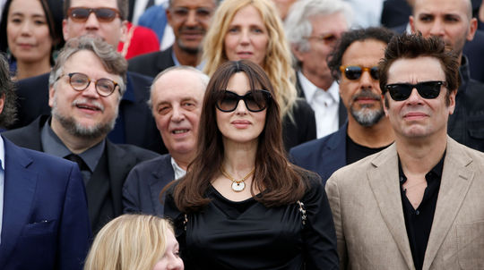 Herečka Monica Bellucci uprostred režisérskej...