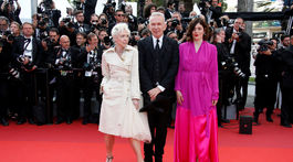 Módny dizajnér Jean-Paul Gaultier, režisérka Toni Marshall (vľavo) a režisérka Valerie Donzelli.