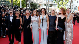 Sandrine Bonnaire, Emmanuelle Bercot, Isabelle Huppert, Juliette Binoche, Elodie Bouchez, Emilie Dequenne a Berenice Bejo