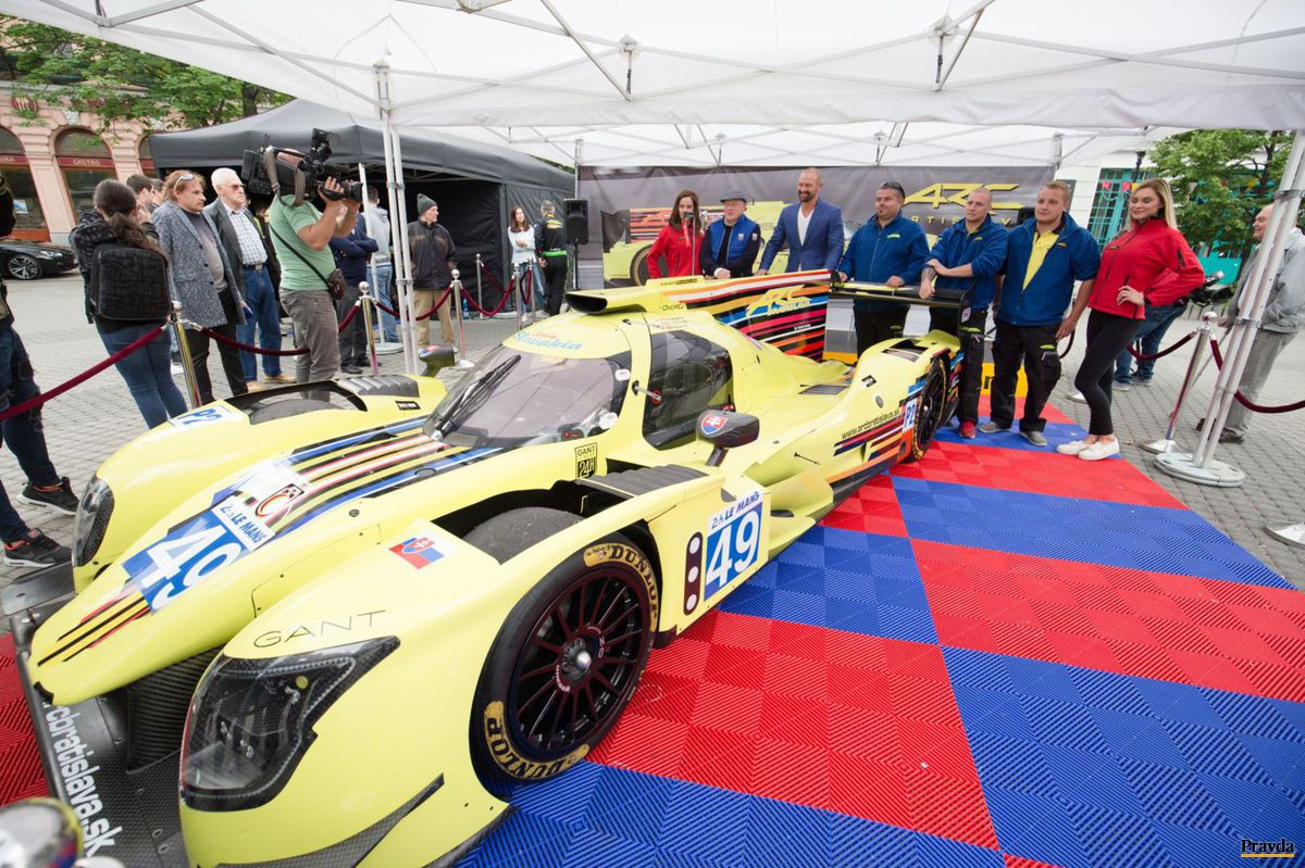 Prototyp Ligier JS P217 Gibson.