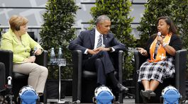 Obamu privítali v Berlíne ako rockovú hviezdu, vychválil Merkelovú