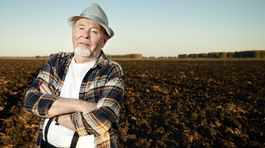 Dohoda alebo zmluva? Čo je pre penzistu výhodnejšie