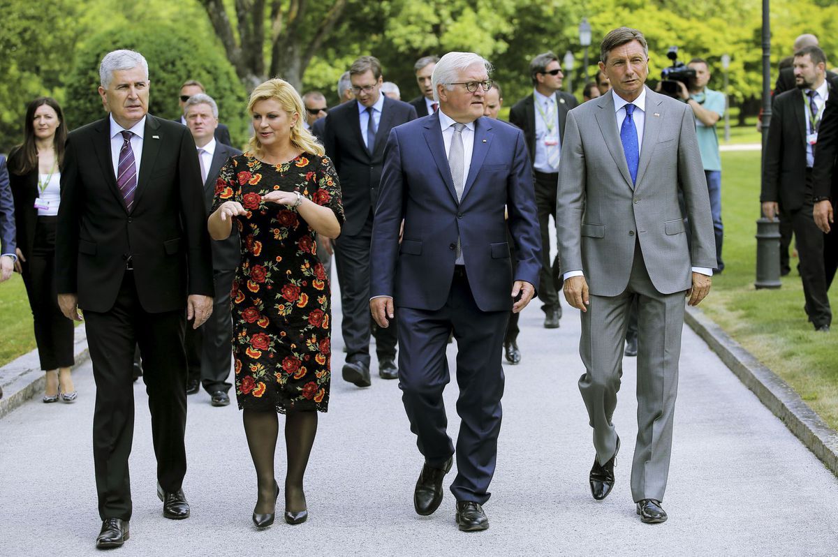 Slovinský prezident Borut Pahor (vpravo), jeho...