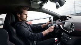 Peugeot 308 GTi - 2017