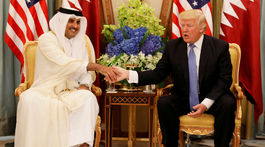 Politický folklór pod taktovkou USA v Katare